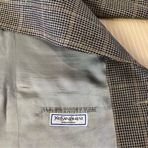 YVES SAINT LAURENT, made in France, suit jacket. Silk. Color brown, black. 42R.
